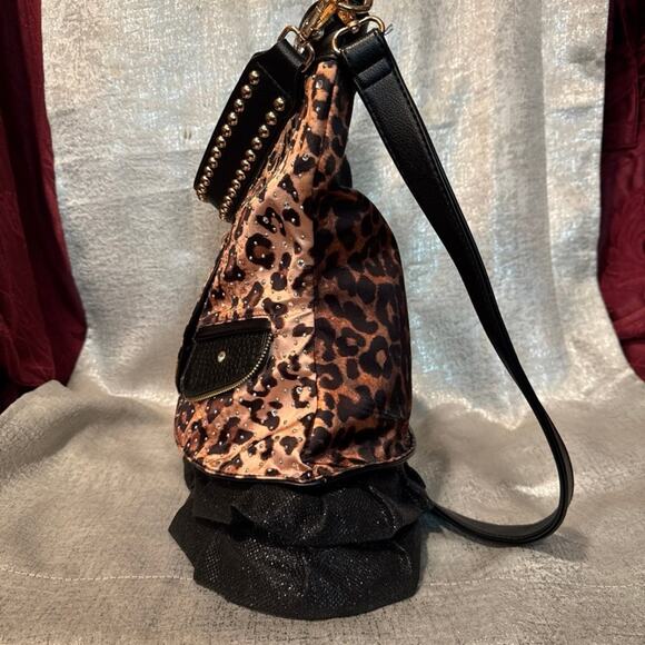 Leopard Purse Dress - Picture 2 of 7